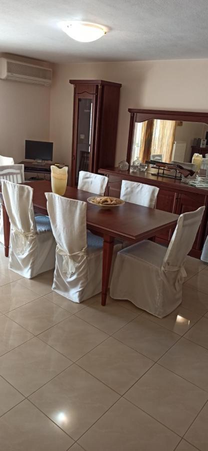 Fotini'S Apartment 2 Néa Péramos Екстериор снимка